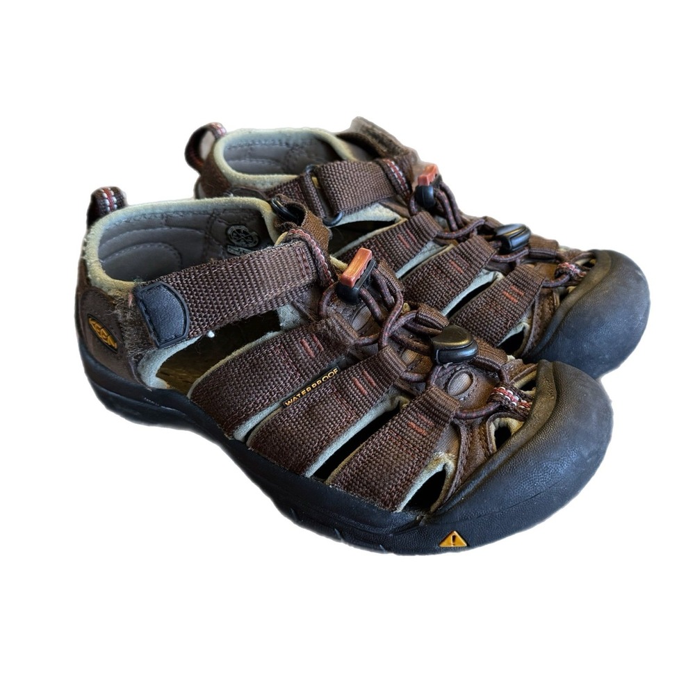 Keen Newport H2 Brown grey Hiking Sandals boys Youth Size 1 Waterproof shoes